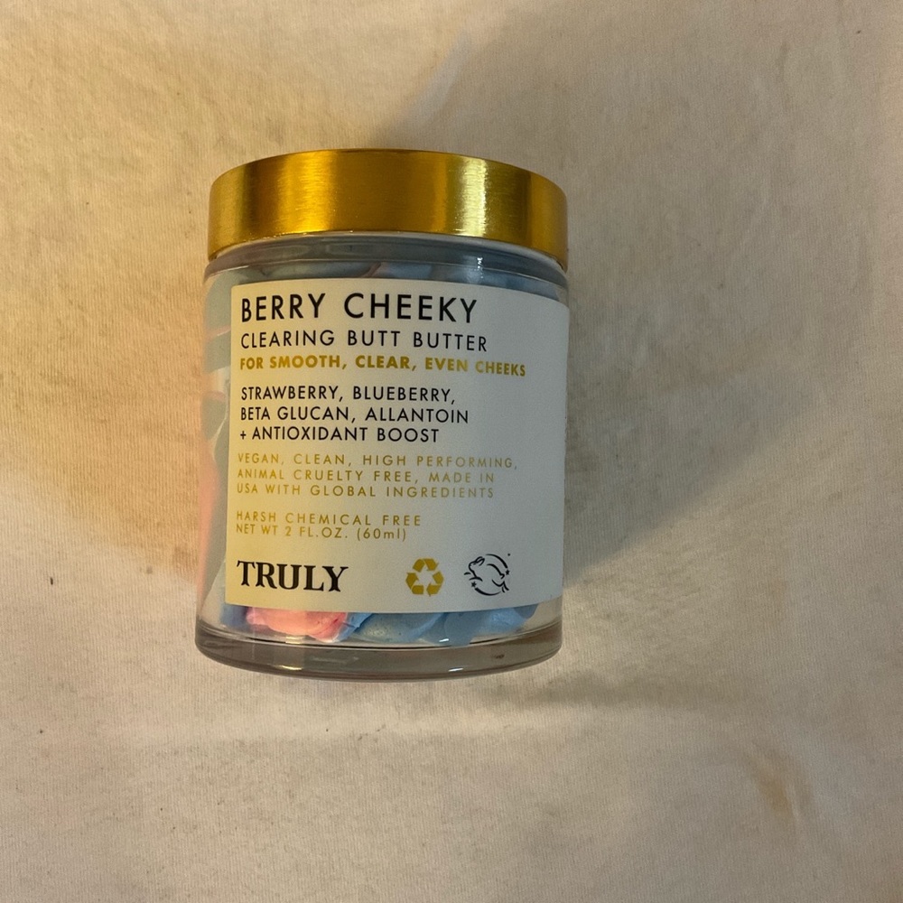 Truly berry cheeky clearing butt butter